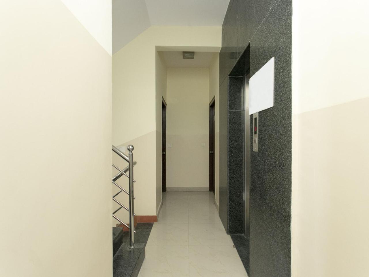 Oyo 10378 Hotel Hibiscus Mayflower Μπανγκαλόρ Εξωτερικό φωτογραφία