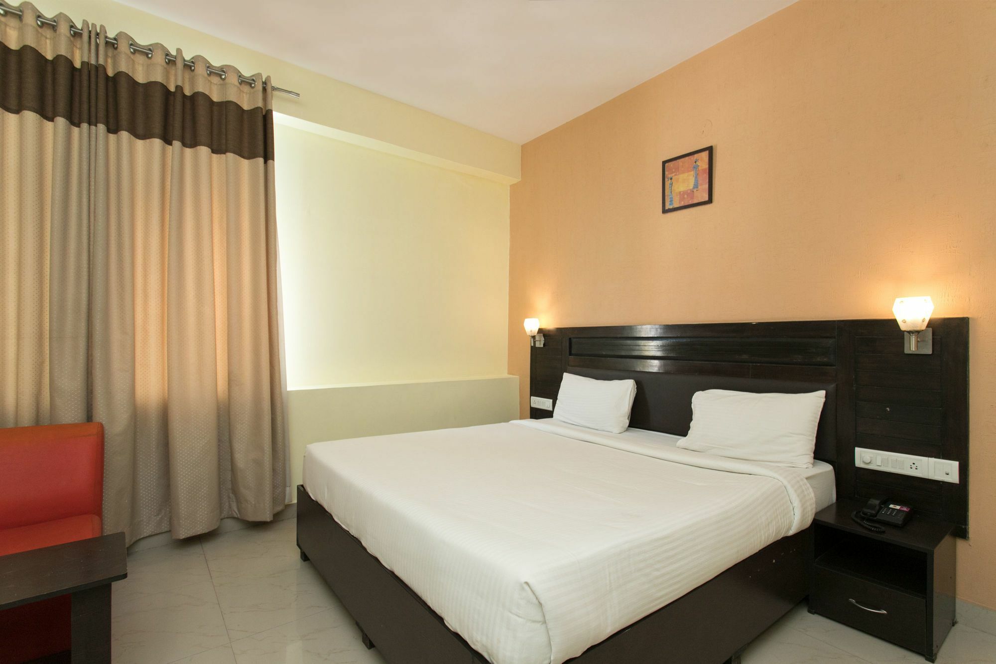 Oyo 10378 Hotel Hibiscus Mayflower Μπανγκαλόρ Εξωτερικό φωτογραφία